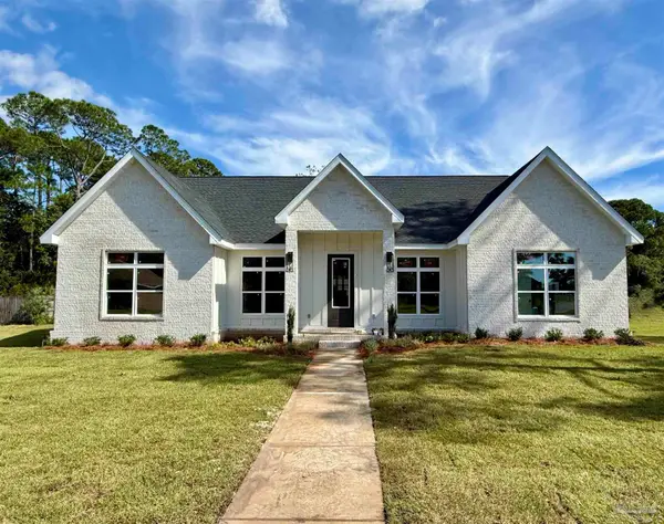 5000 Shoshone Dr, Pensacola, FL 32507