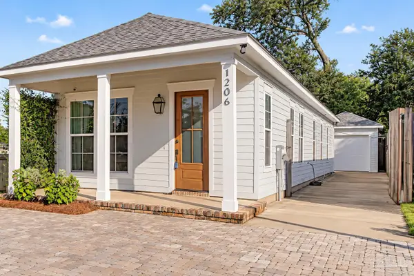 1206 E Fisher St, Pensacola, FL 32503