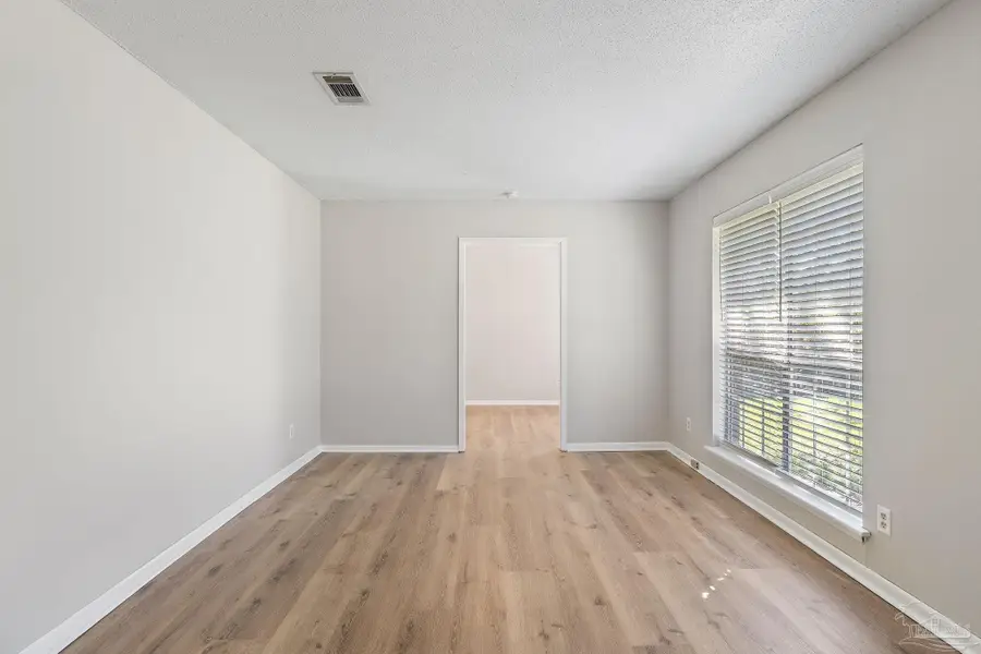 6430 W 9 Mile Rd, Pensacola, FL 32526 - #3