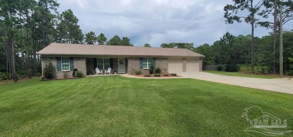 8962 Deer Ln, Navarre, FL 32566 - #1