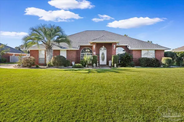 4263 Chittingham Dr, Pace, FL 32571