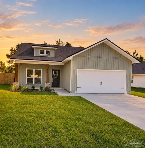 9589 Permenter Rd, Milton, FL 32583