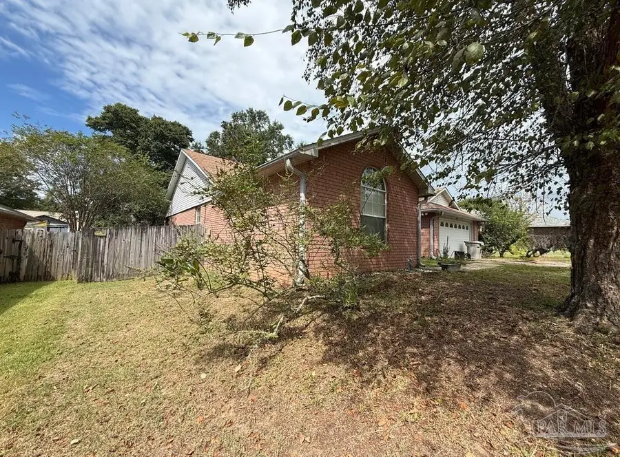 452 Elcino Dr, Pensacola, FL 32526 - #2