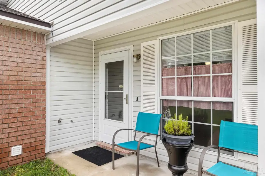 426 Bay Pine Villa Dr, Pensacola, FL 32506 - #2