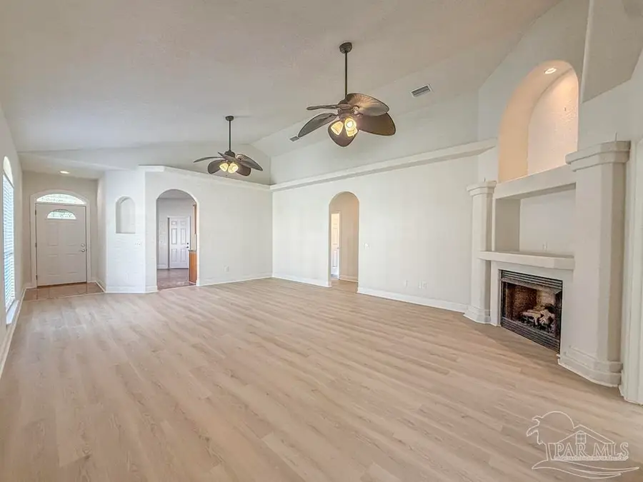 6021 Champion Oaks Dr, Pensacola, FL 32526 - #3