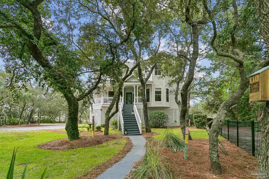1978 Tanbark Dr, Milton, FL 32583 - #2
