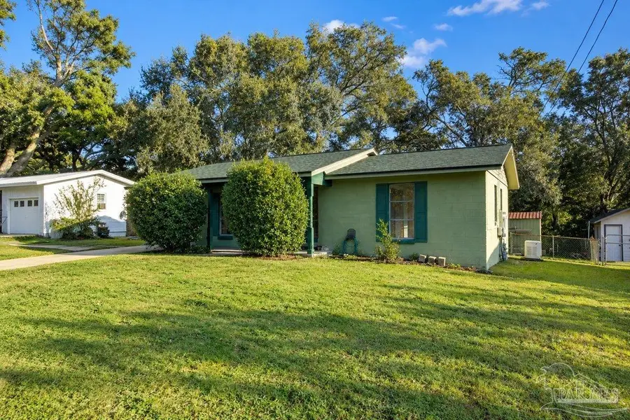 913 Lagoon Dr, Pensacola, FL 32505 - #2