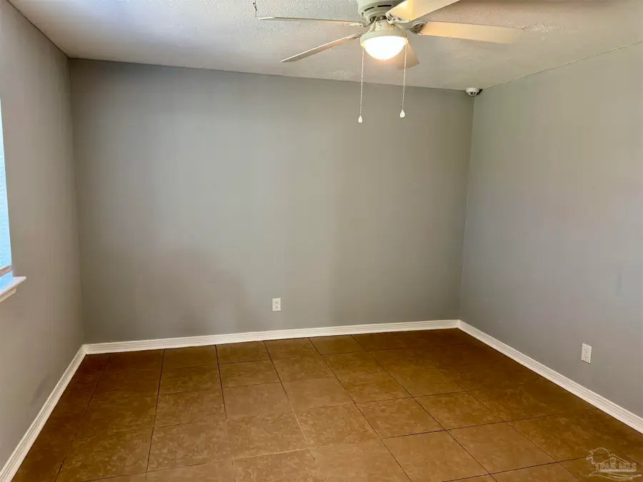 5861 Avondale Rd, Pensacola, FL 32526 - #2