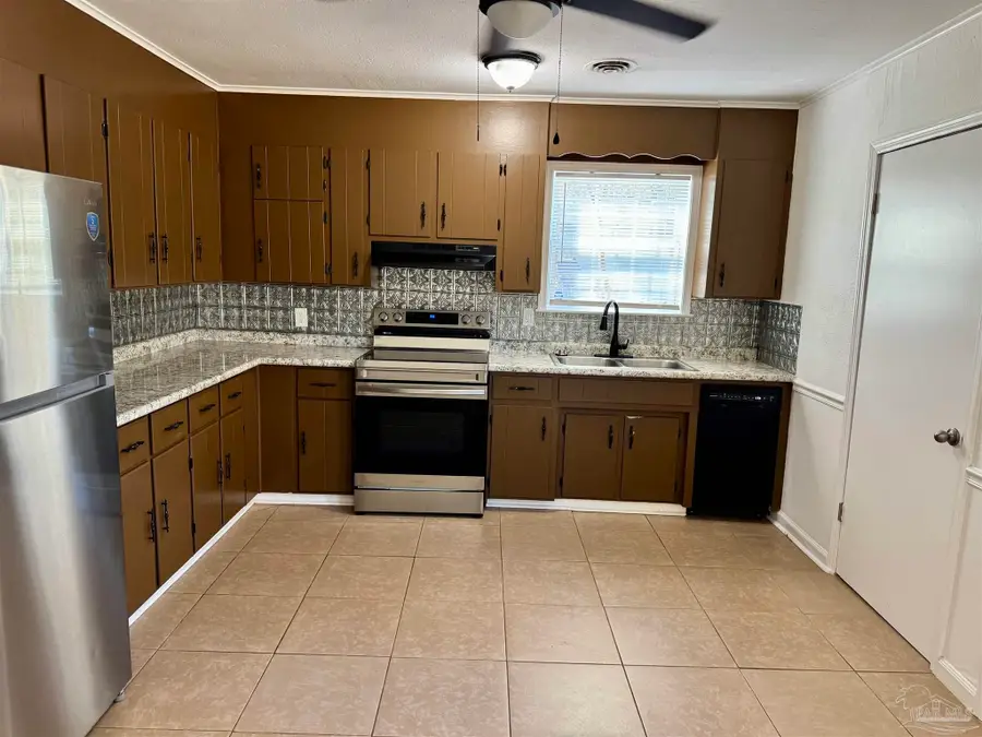 5861 Avondale Rd, Pensacola, FL 32526 - #3