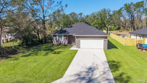 5930 Clark Rd, Milton, FL 32570