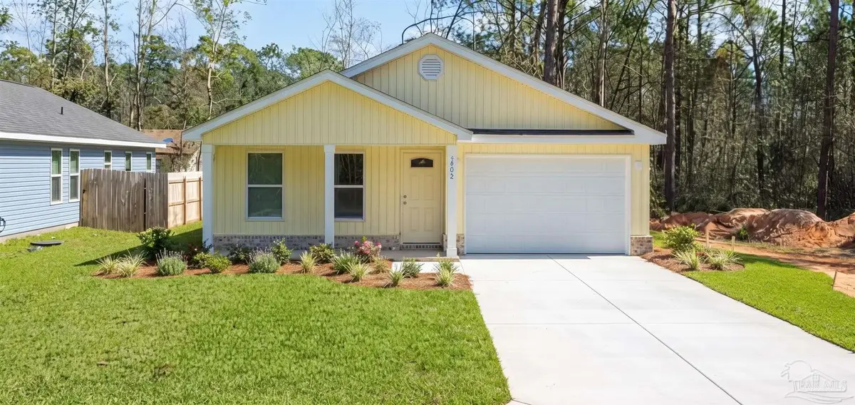 3272 Damon Dr, Milton, FL 32583 - #1