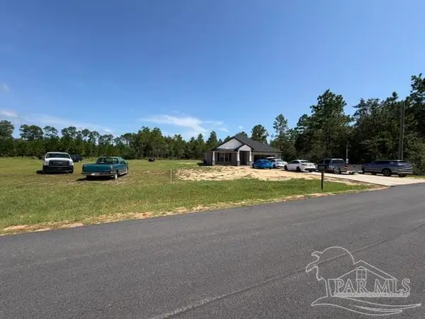 9846 Shangri La West Rd, Milton, FL 32583