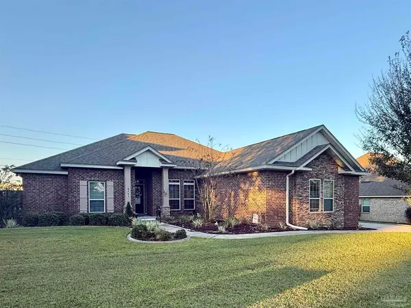 8703 Salt Grass Dr, Pensacola, FL 32526