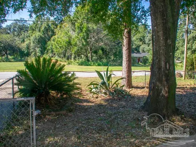 9910 Oak Haven Rd, Pensacola, FL 32526 - #3