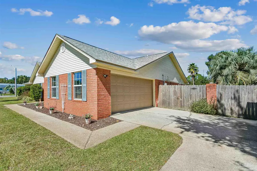 11814 Chanticleer Dr, Pensacola, FL 32507 - #3
