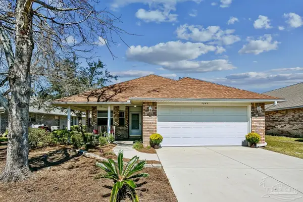 3849 Windsor Castle Blvd, Milton, FL 32583