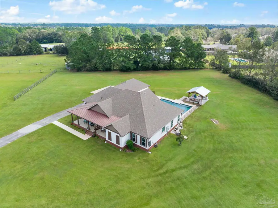 1171 Blue Oval Ln, Cantonment, FL 32533 - #2