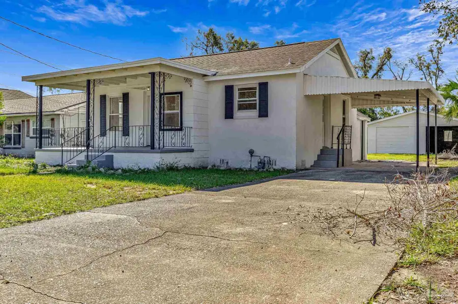 2071 W Chase St, Pensacola, FL 32502 - #2