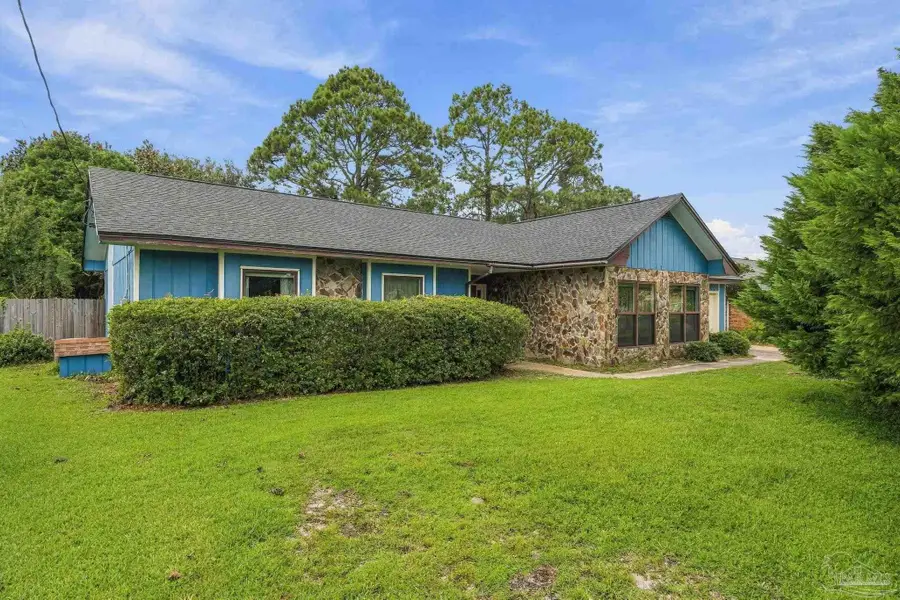 331 Timberlake Ct, Mary Esther, FL 32569 - #3