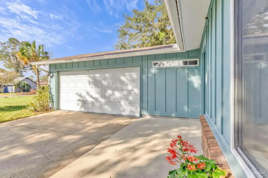 2558 Amberjack Ct, Pensacola, FL 32526 - #3