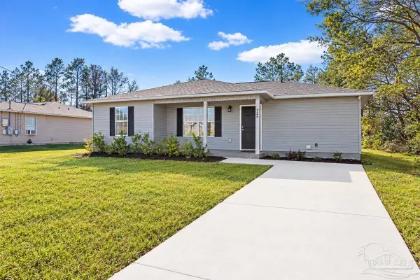 7241 Bogey Ln, Milton, FL 32570