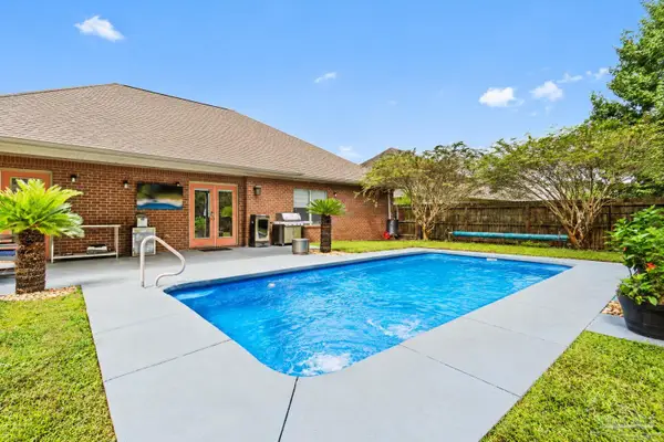 3600 Pearl Ct, Navarre, FL 32566