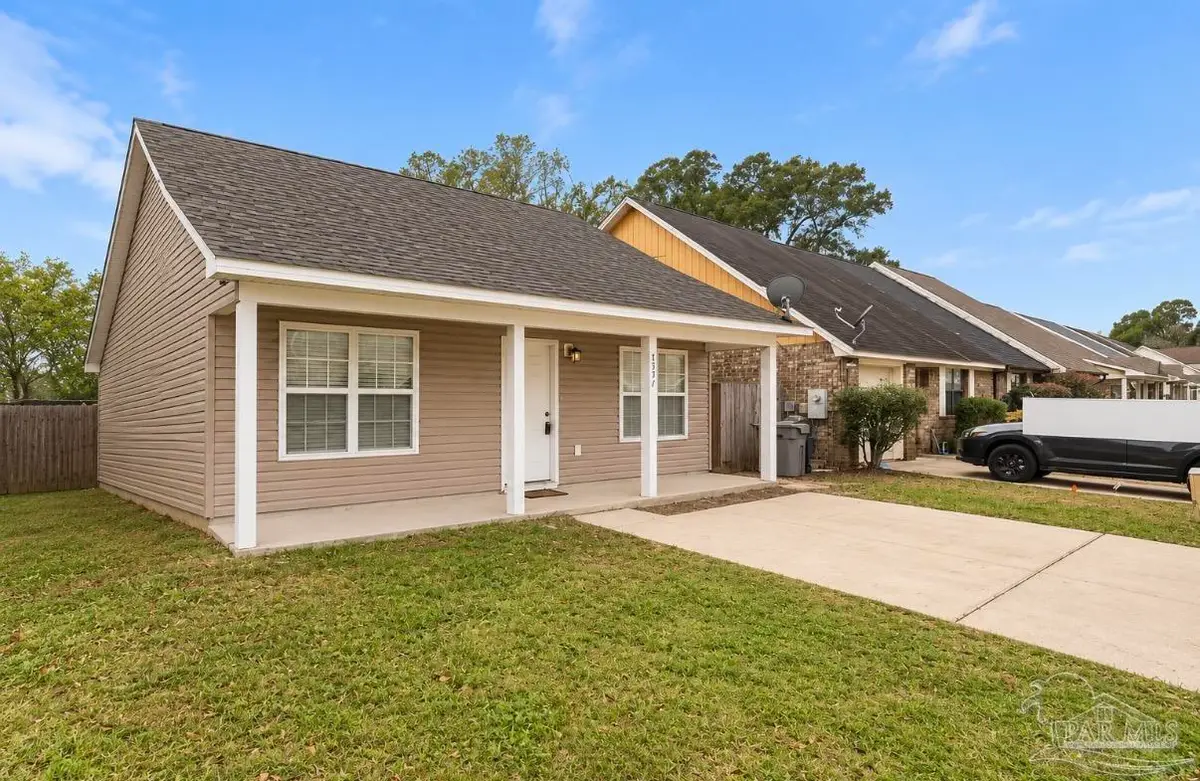 7051 Heather Oaks Dr, Pensacola, FL 32506 - #1