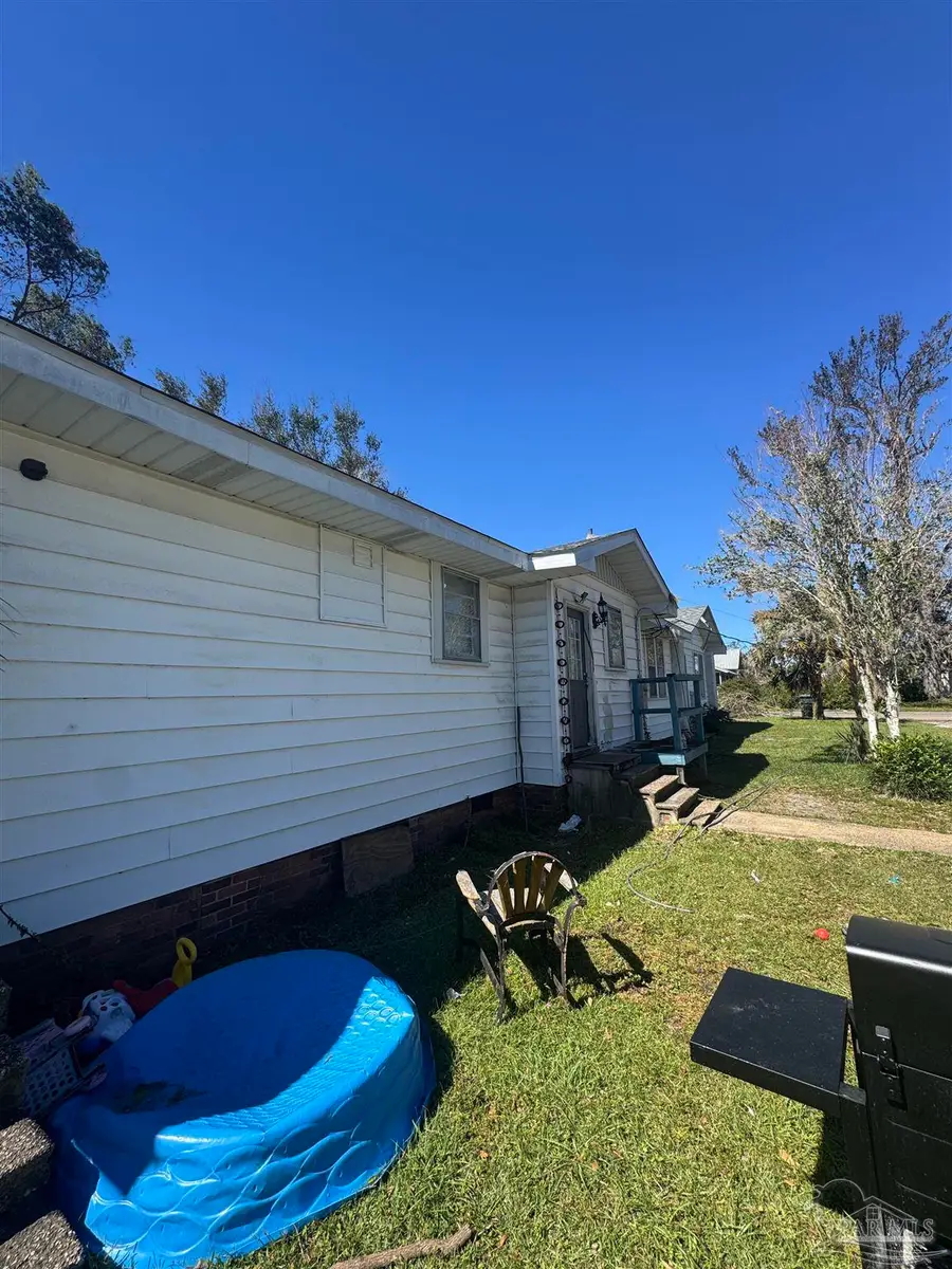 6769 Madison St, Milton, FL 32570 - #3