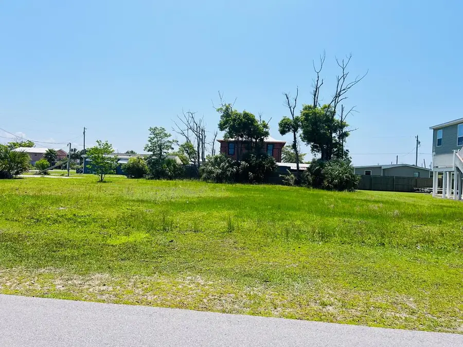 208 5th St, Mexico Beach, FL 32456 - Image #2