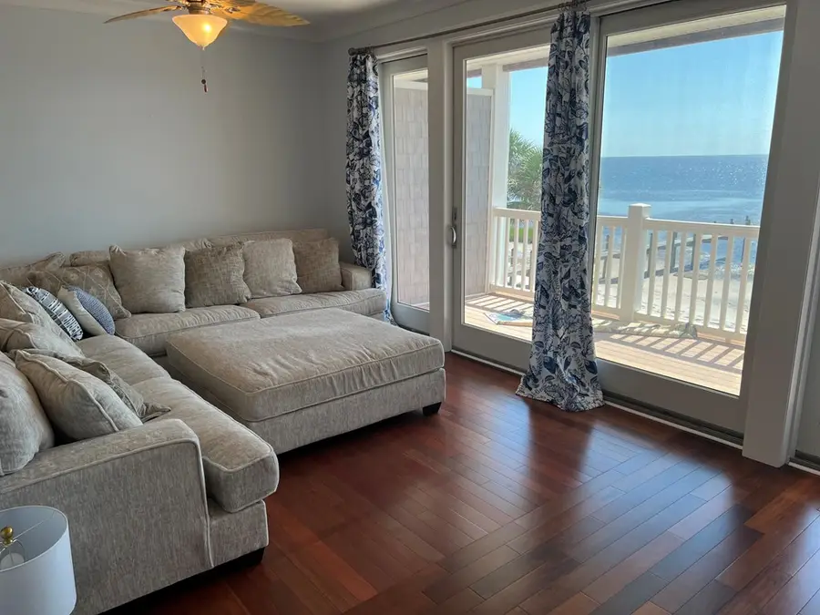 3186 Hwy 98 E #F-3, Carrabelle, FL 32322 - Image #2