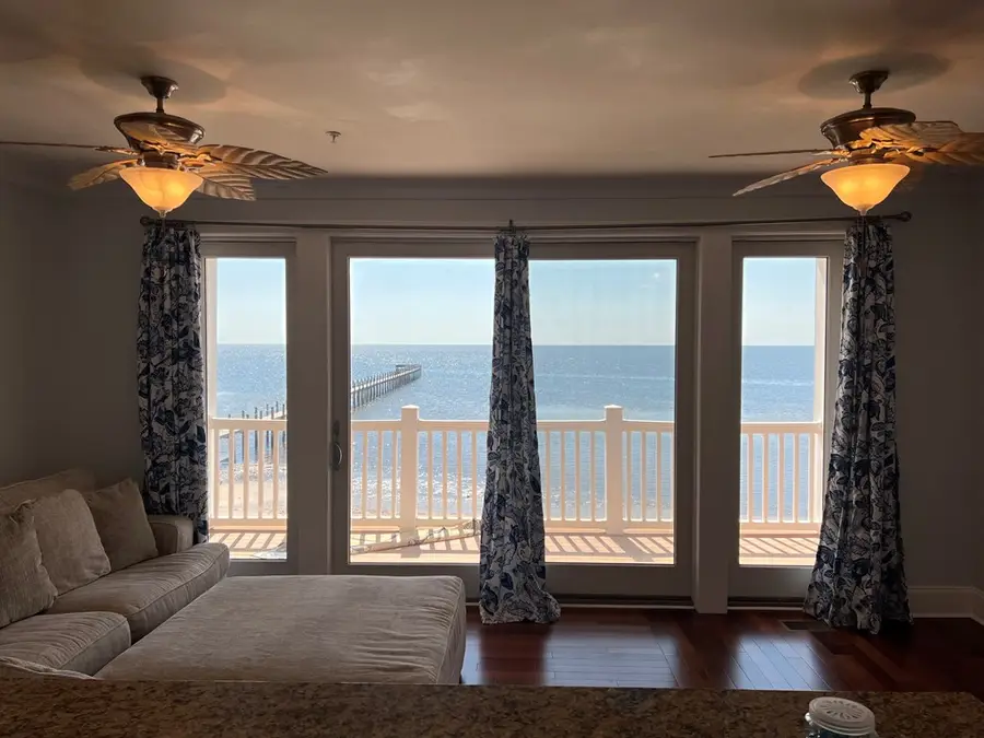 3186 Hwy 98 E #F-3, Carrabelle, FL 32322 - Image #3