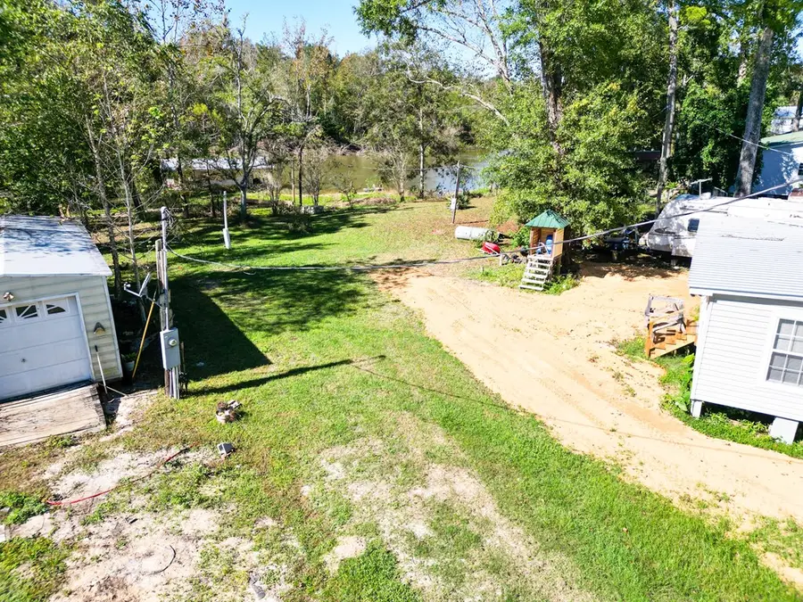 391 Byrd Parker Dr, Wewahitchka, FL 32465 - Image #3