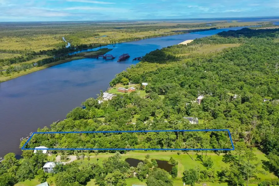 137 Cedar Oaks Lane, Apalachicola, FL 32320 - Image #3