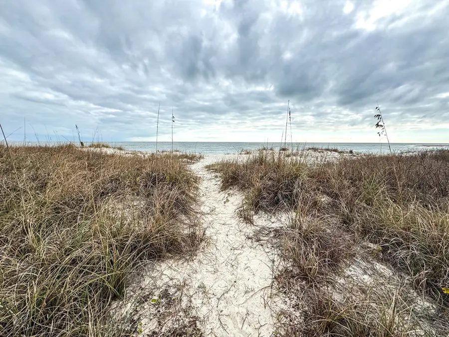 295 S Seminole St, Port Saint Joe, FL 32456 - #3