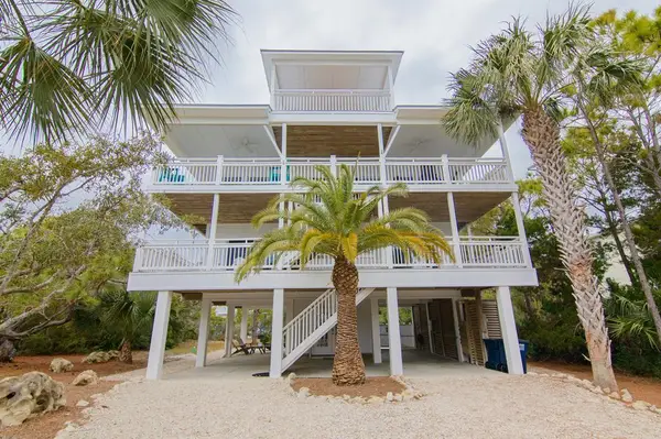 1960 Nautilus Dr, St. George Island, FL 32328