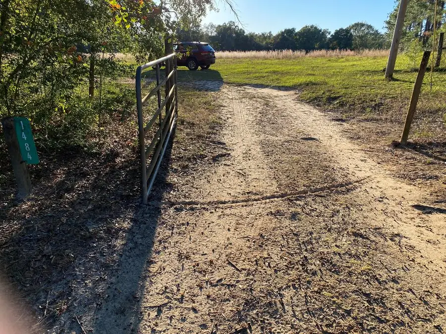 1484 Vaughn Dead River Rd, Westville, FL 32464 - Image #2