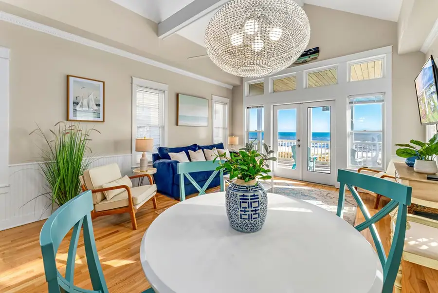 248 E Gorrie Dr, Saint George Island, FL 32328 - Image #2