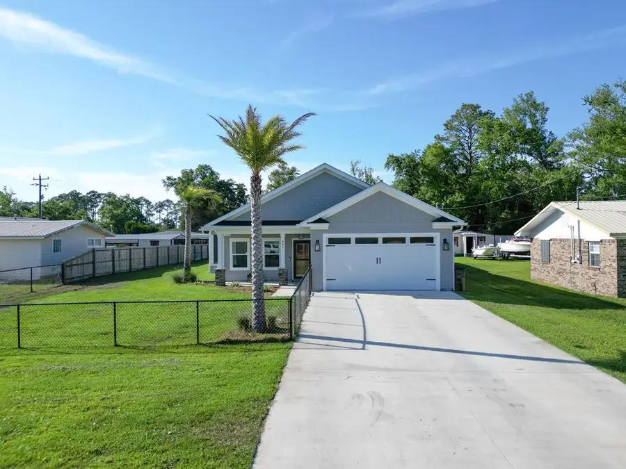 901 20th St, Port Saint Joe, FL 32456 - Image #3
