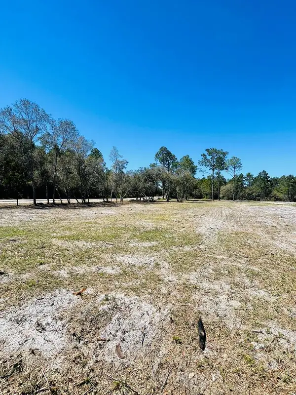 2033 Highway 98, Carrabelle, FL 32322