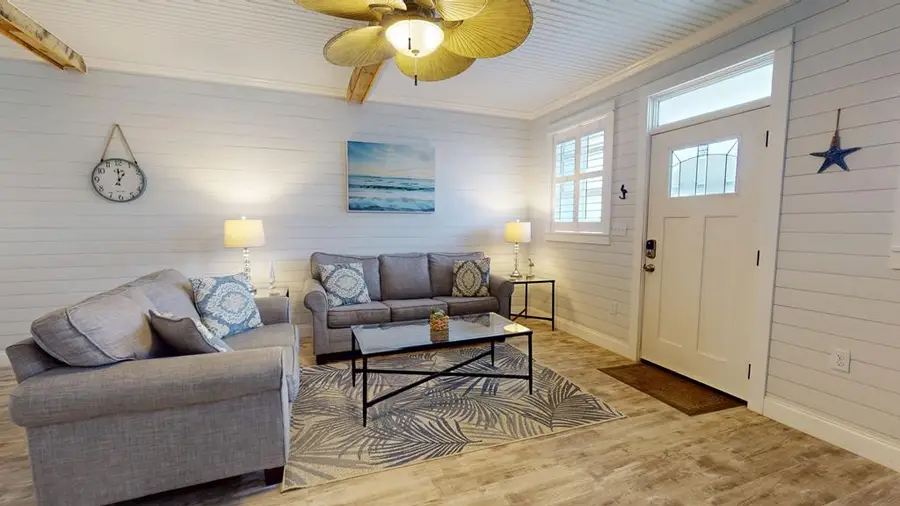 103 38th St #5, Mexico Beach, FL 32456 - Image #3