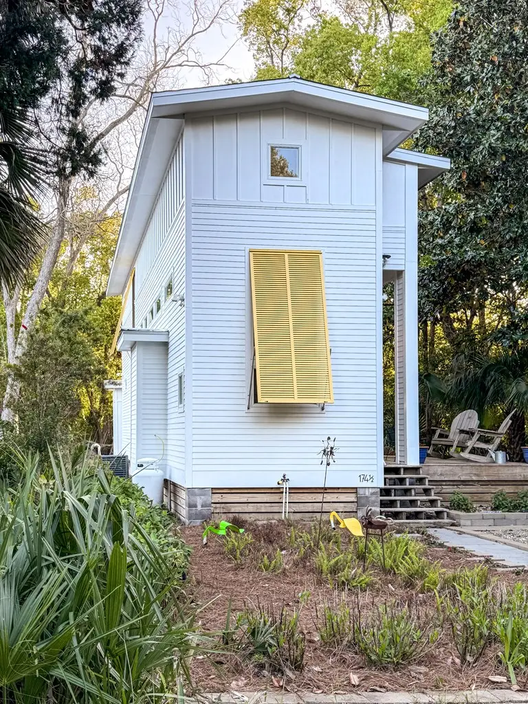 174 1/2 Dr Frederick S Humphries St, Apalachicola, FL 32320 - Image #2