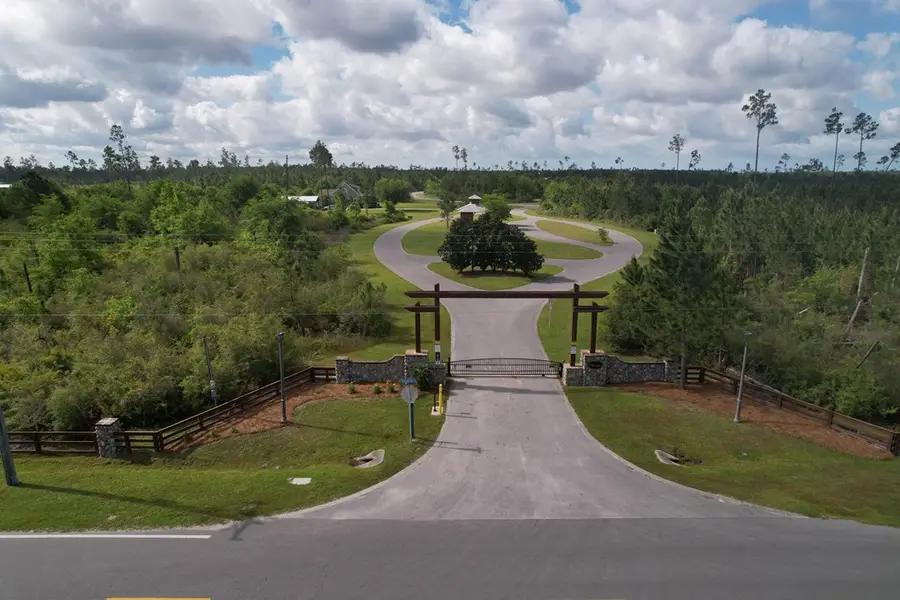 105 Torrey Pine Trl, Wewahitchka, FL 32465 - Image #3