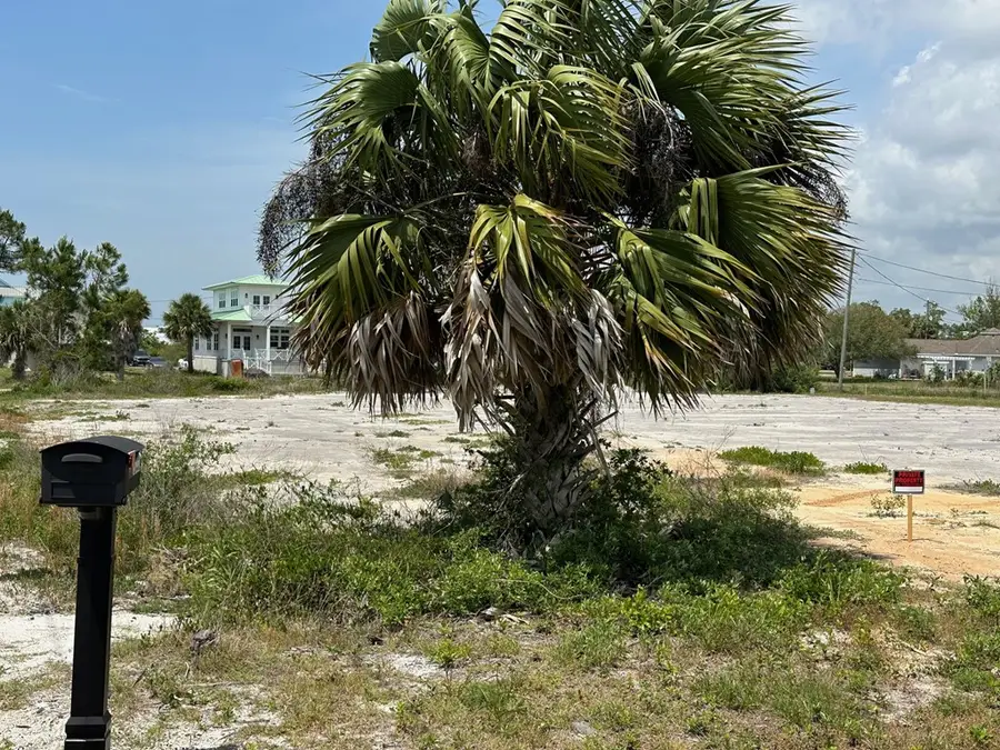 14/15 Atlantic St, Port Saint Joe, FL 32456 - #3