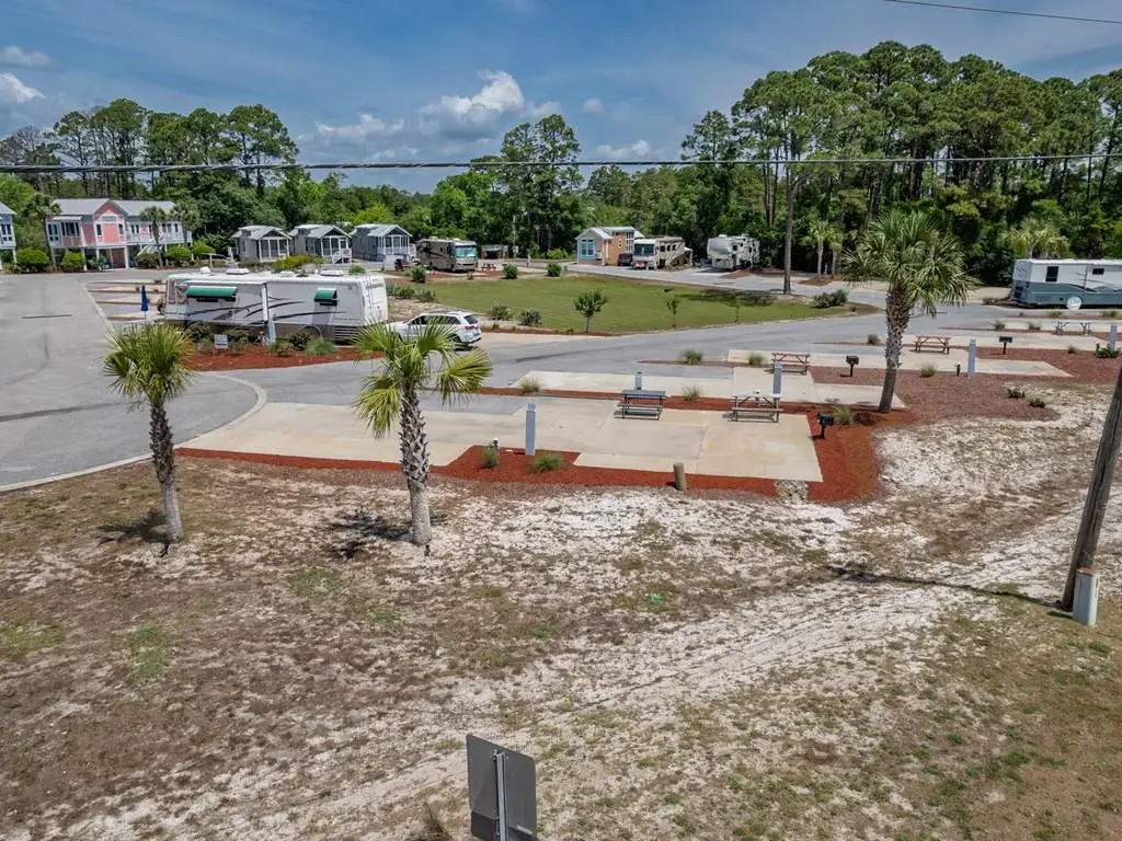 110 Haven Ct, Carrabelle, FL 32322 - Image #1