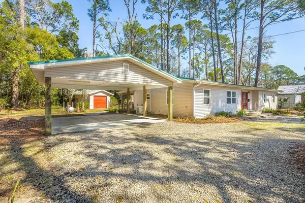 253 The Prado, Apalachicola, FL 32320