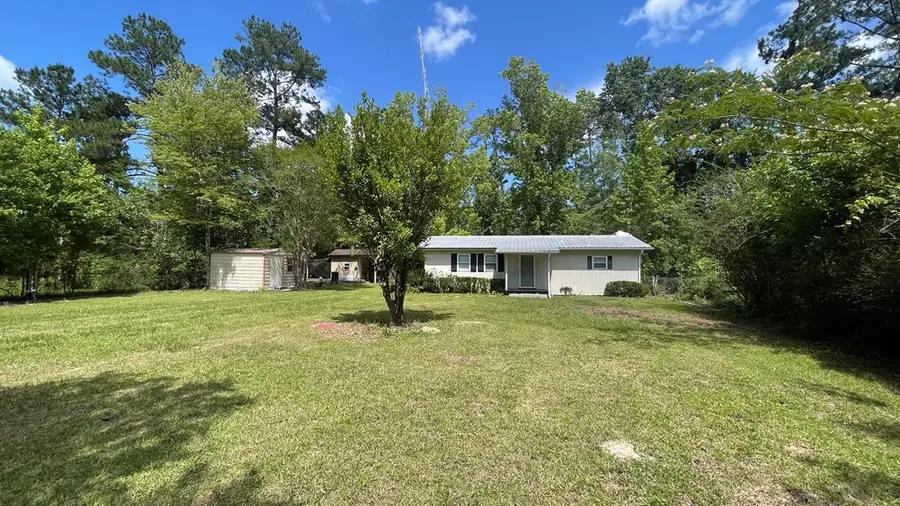 211 Fraley St, Wewahitchka, FL 32465 - Image #2