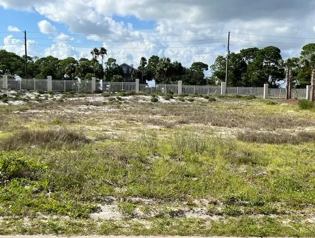 1826 Sunset Dr, Saint George Island, FL 32328 - Image #2