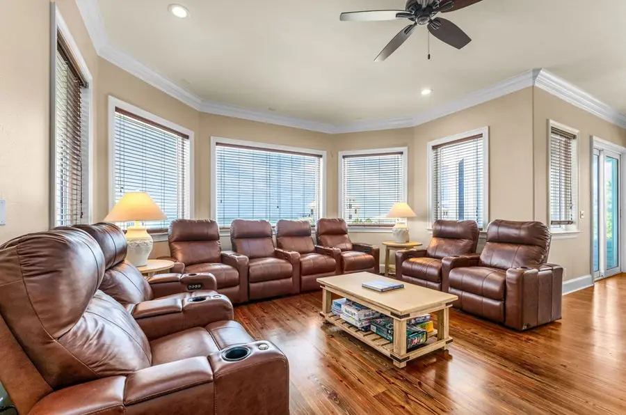 2124 Dolphin Dr, Saint George Island, FL 32328 - Image #3