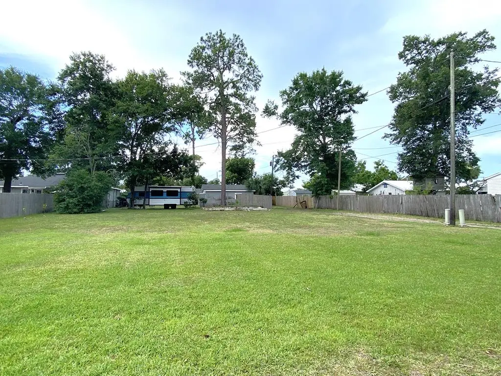 208 12th St, Port Saint Joe, FL 32456 - Image #1