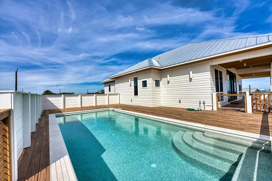 424 E Gorrie Dr, Saint George Island, FL 32328 - Image #3